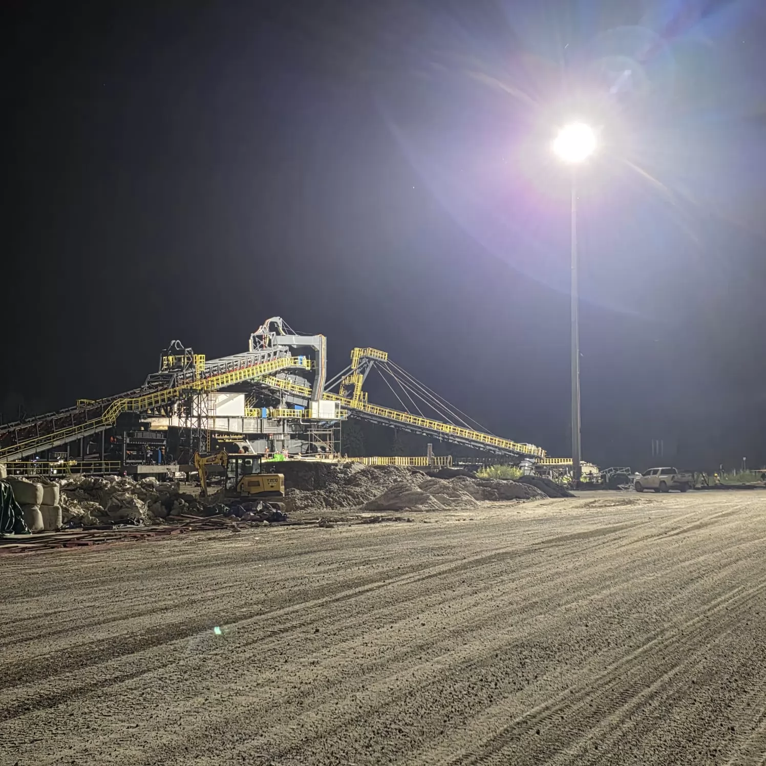ULTRA 600W LED High Mast Lights for Mining Site Lighting in Indonesia
