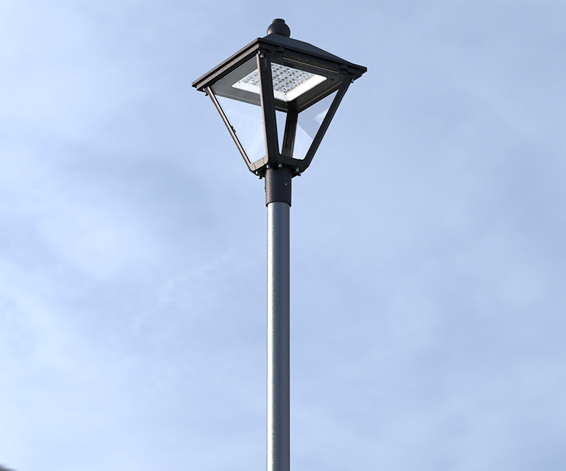 Villa Retro LED Post Top Lights